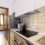 Primopiano - Colonne C Apartman